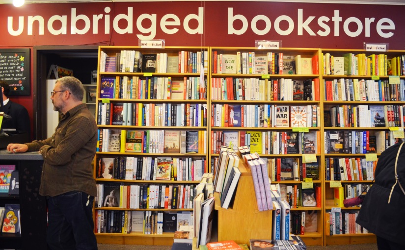 Chicago Stores Band Together for Independent Bookstore Day